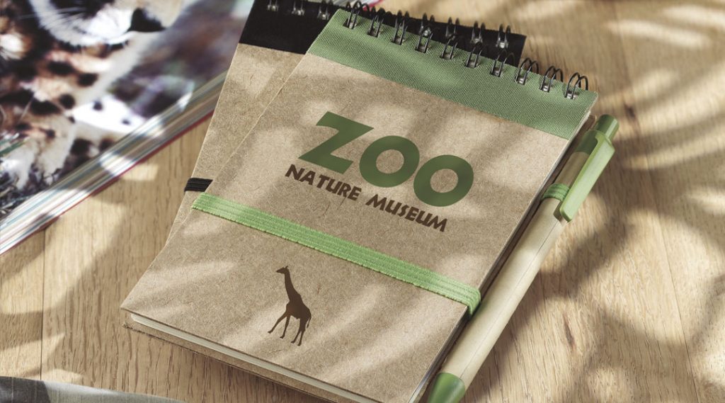 notitieboekje met zoo nature museum logo