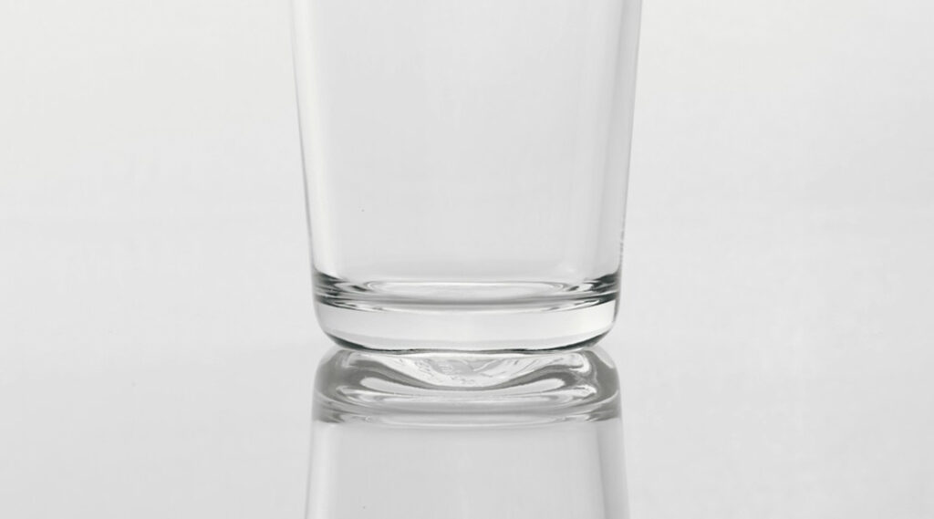 een close-up van de onderkant van een glas