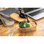 Stalen lunchbox bedrukken met houten deksel en bestek 900ml Bamboo kleur zilver sfeer weergave