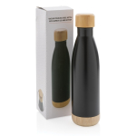 Fles met een infuser en bamboedetail 520 ml Lid&Bottom Bambu kleur zwart weergave met doos