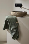 Badhanddoek van katoen en tencel 70x140cm FreshFiber Medium kleur groen sfeer weergave