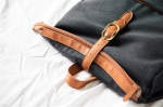 Laptoprugzak van gerecycled polyester met gesp EcoStylish kleur donkergrijs sfeer weergave 4