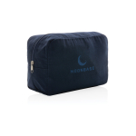 Toilettas van gerecycled canvas van 285 g/m2 EcoTrace Raw kleur marineblauw weergave met logo