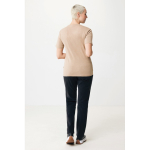 T-shirt van gerecycled en biologisch katoen 180 g/m2 Iqoniq Manuel kleur lichtbruin derde weergave met model