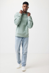 Relaxed fit sweater van eco-katoen 340 g/m2 Iqoniq Yoho kleur olijfgroen weergave met model