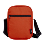 Waterafstotende crossbodytas van gerecycled polyester met vakken tweede weergave voorkant