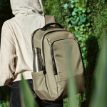 Waterdichte tweekleurige nylon gerecyclede laptoprugzak 15,6” kleur camel sfeerweegave
