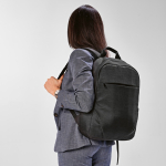Rugzak van 300D RPET met voorritsvak 18L 15,6” kleur zwart tweede sfeerweergave