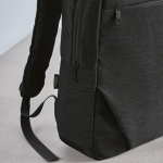 Rugzak van 300D RPET met voorritsvak 18L 15,6” kleur zwart tweede detail weergave