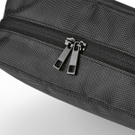 Reisorganizer van gerecycled polyester met haak 4,5 L kleur zwart derde weergave