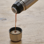 Dubbelwandige thermosfles van gerecycled roestvrij staal 500 ml sfeerweegave
