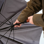 Windbestendige golfparaplu met automatische opening Ø146 kleur donkergrijs sfeerweegave