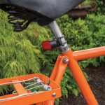 Set van twee fietslichten van gerecycled plastic met 5 lichtstanden kleur zwart sfeer weergave 3