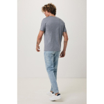 Unisex regular fit T-shirt van 100% katoen 180 g/m² Iqoniq kleur lichtgrijs gemarmerd tweede weergave met model