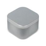 Plantaardige wax kaars met vanillegeur in vierkante metalen pot kleur zilver