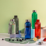 RPET-fles met doorschijnende afwerking en stalen dop 600 ml luxe weergave