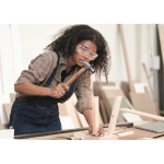 Klassieke houten hamer met stalen kop kleur hout tweede sfeervolle weergave 2