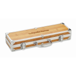 Doos met houten look. Bevat 3-delige barbequeset kleur hout hoofdweergave tweede weergave