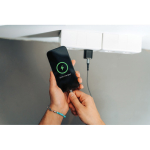 Dubbele oplader van gerecycled plastic met Europese stekker 20W kleur zwart sfeer weergave 3