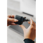 Dubbele oplader van gerecycled plastic met Europese stekker 20W kleur zwart sfeer weergave 4