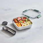 Lunchbox met binnenbakjes en vork Black+Blum 1L
