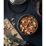 Glazen kom met siliconen lekvrije deksel Black+Blum 750ml sfeer weergave 4