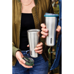 Thermosbeker van rvs met lekvrije sluiting Black+Blum 600ml kleur olijfgroen sfeer weergave 4