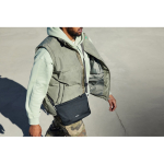 Ruime schoudertas van RPET met verstelbare band 3,5L Bellroy kleur zwart sfeer weergave 2