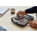 Tech-etui bedrukken met ritssluiting Bellroy kleur zwart sfeer weergave 3