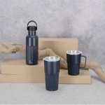 Gerecyclede roestvrijstalen thermosbeker met reliëfdesign, 400 ml sfeerweergave