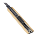 Metalen cutter met bamboe handvat en clip voor bevestiging derde weergave