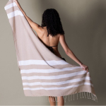 Grote pareo handdoek van gerecycled katoen met witte franjes 145 g/m² kleur beige vierde weergave