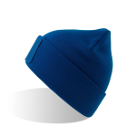Dubbelgelaagde muts van gerecycled polyester met patch