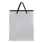 Papieren cadeautas met hengsels en zwarte binnenzijde 24x10x30 cm kleur zilver tweede weergave