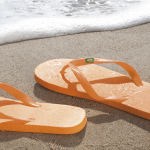 Slippers met logobedrukking en Braziliaanse vlag kleur oranje  negende weergave