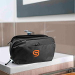 Grote waterdichte Peak Design toilettas van nylon met haak kleur zwart