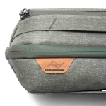 Grote waterdichte Peak Design toilettas van nylon met haak kleur donkergroen