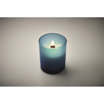 Kaars met vanillegeur van plantaardige was en houten lont kleur blauw foto bekijken derde weergave