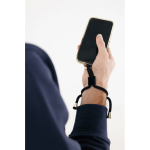 Verstelbare RPET polsband voor mobiel met veiligheidshaak kleur zwart weergave met model