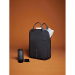 Uitbreidbare rugzak van gerecycled materiaal met Duo‑rits 16” kleur zwart sfeer weergave 4