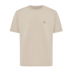Unisex T‑shirt gerecycled katoen, modern fit 220 g/m² – IQONIQ Nikko kleur camel weergave met logo