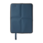 Kussen van gerecycled materiaal met druksluiting en opvouwbaar design kleur marineblauw tweede weergave