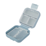 Pillendoosje van plastic met 5 aparte vakjes tweede weergave