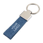 Rechthoekige sleutelhanger van zink met denim detail tweede weergave