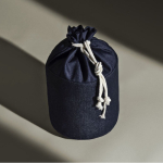 Ronde toilettas van denim stof met trekkoordsluiting kleur jeans blauw gedetailleerde weergave 2