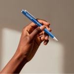 Elegante draaisysteem balpen met blauwe inkt kleur blauw zesde weergave