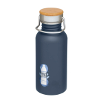 Enkelwandige RVS drinkfles van 550 ml met stijlvolle bamboe dop kleur cyaan blauw weergave tampondruk