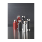 Enkelwandige RVS drinkfles van 550 ml met stijlvolle bamboe dop luxe weergave