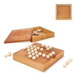 Solitair in houten doos die ook als speelbord dient