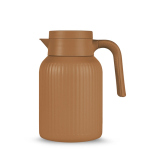 Thermoskan met kenmerkend gestreept design 1,5 L kleur bruin